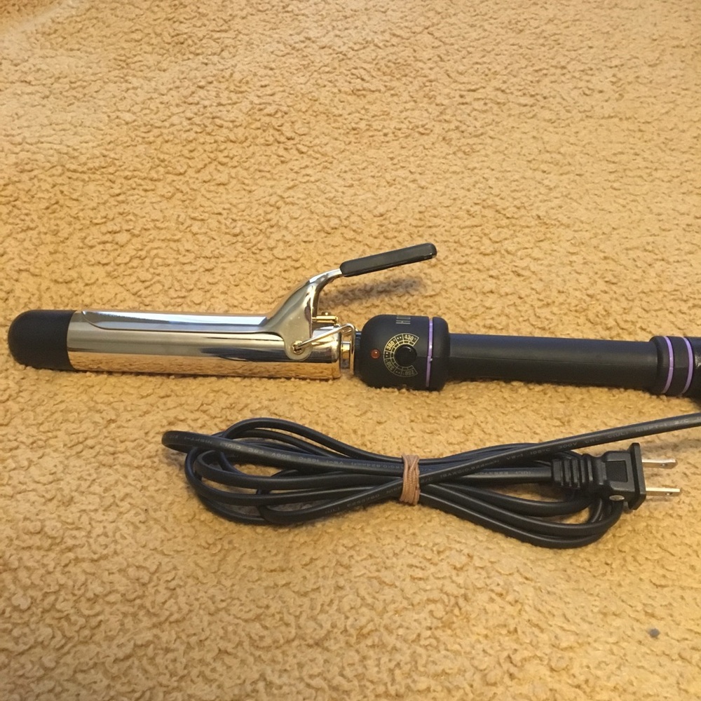 Hot tools curling iron, 1 1/4 inch. Like new